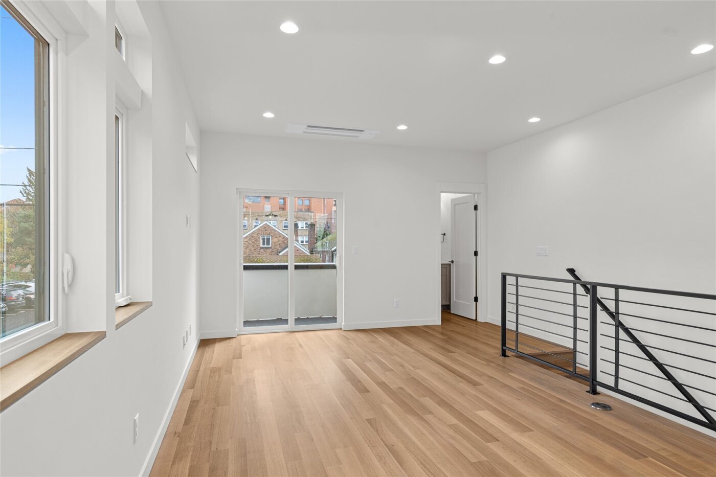 313 17th Avenue E, Seattle, WA 98112