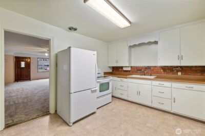 1922 8th Street , Marysville, WA 98270 - Photo 12