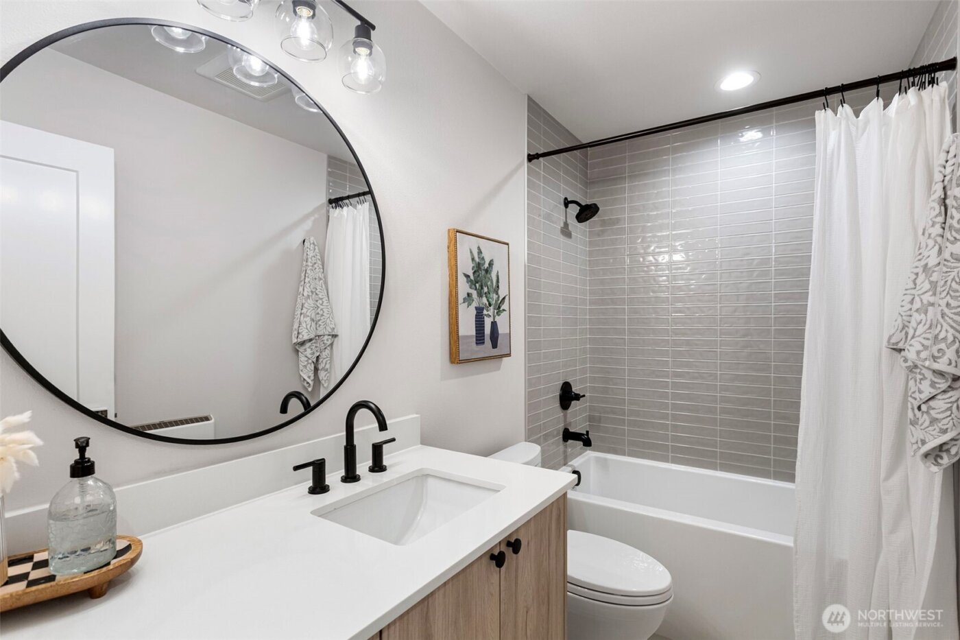 1127 NW 58th Street #A, Seattle, WA 98107