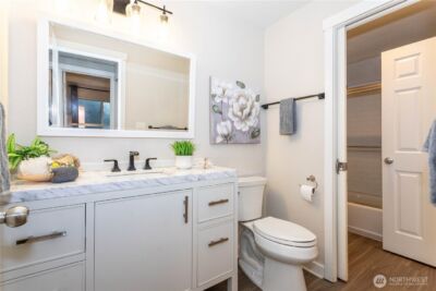 12040 100th Avenue NE #J102, Kirkland, WA 98034 - Photo 13