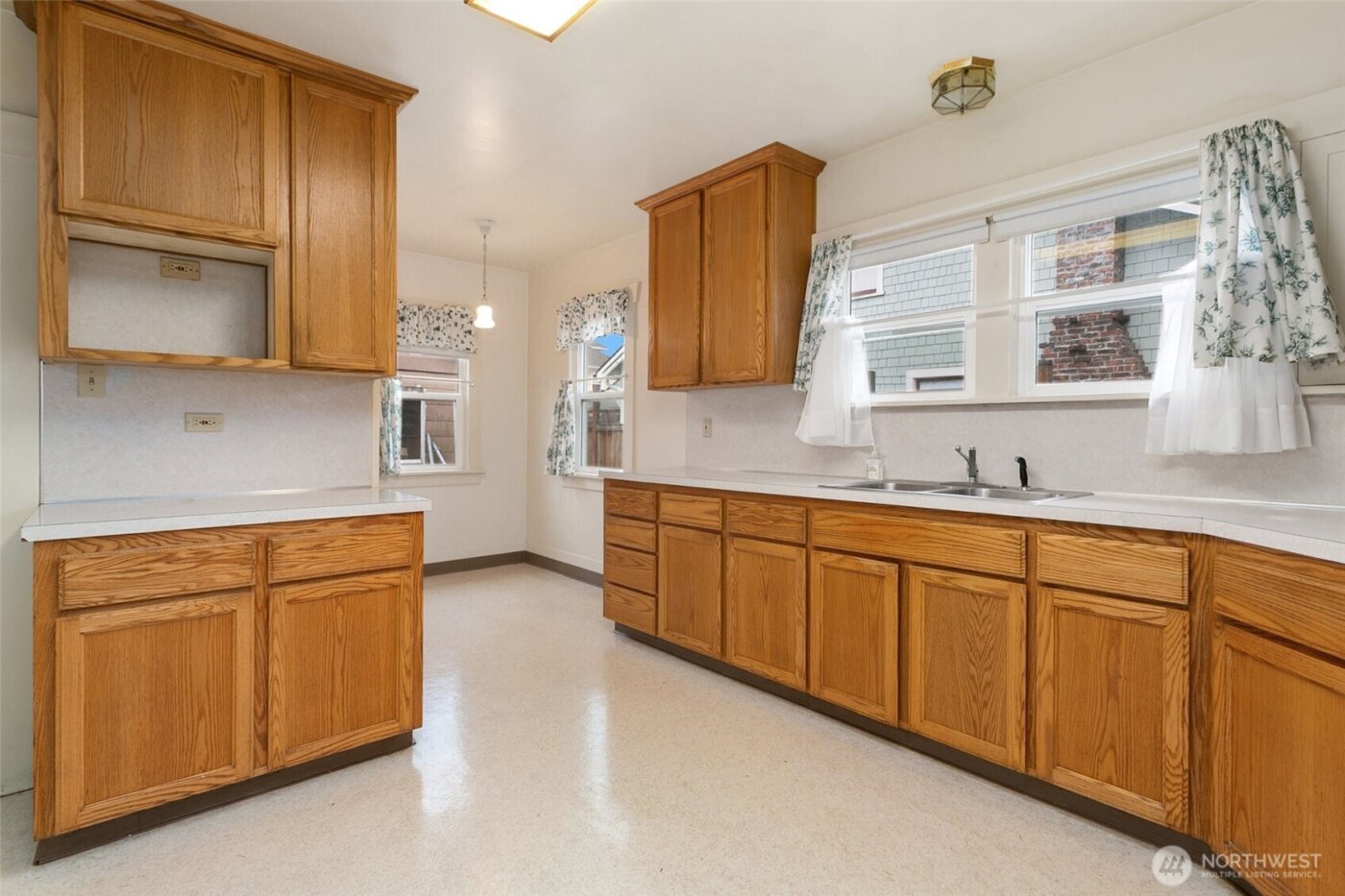 3109 N 19th Street , Tacoma, WA 98406