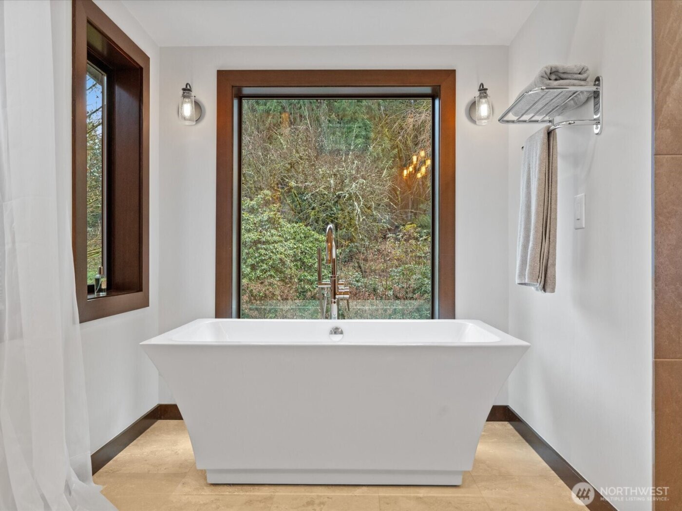 11202 204th Avenue NE, Redmond, WA 98053