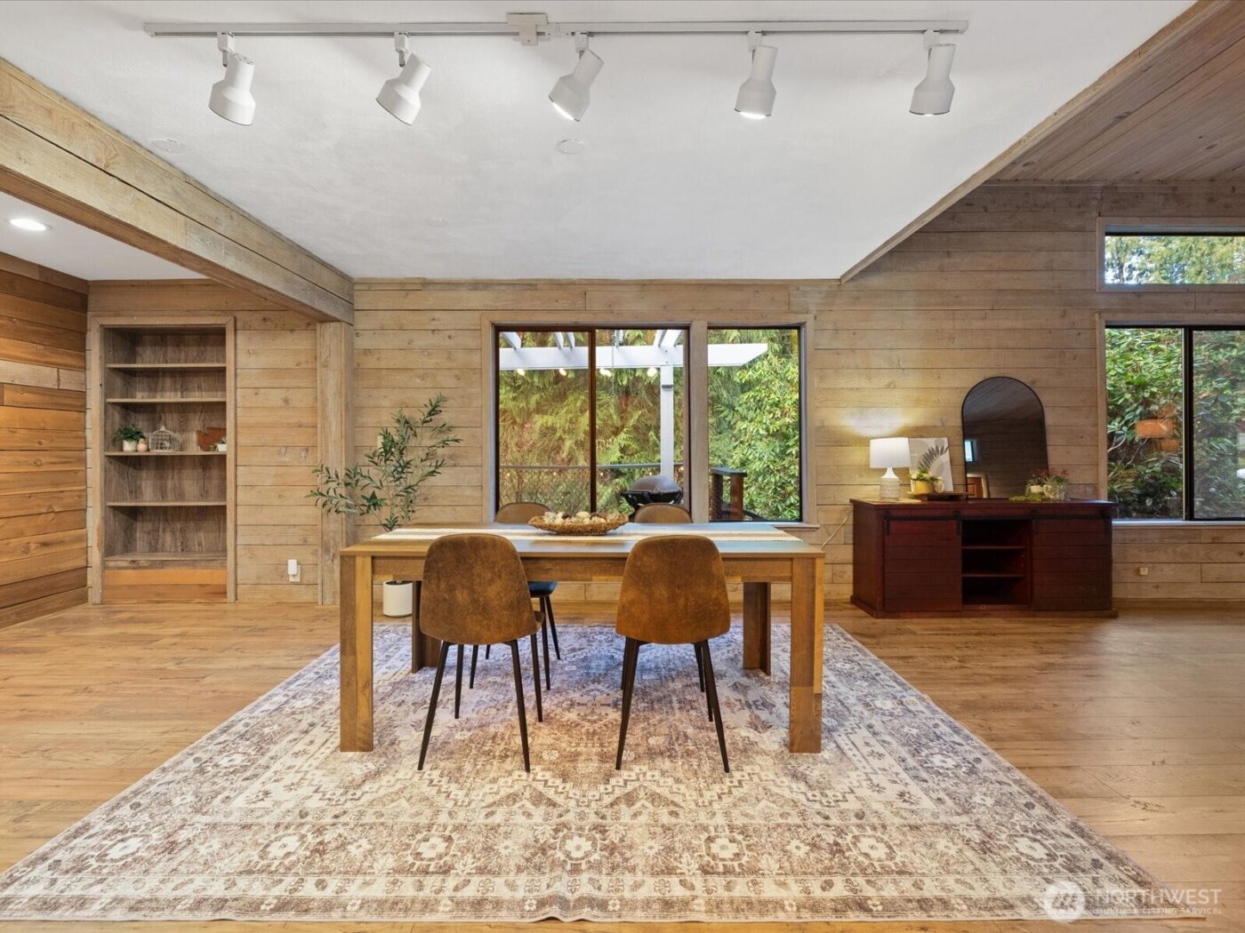 11202 204th Avenue NE, Redmond, WA 98053