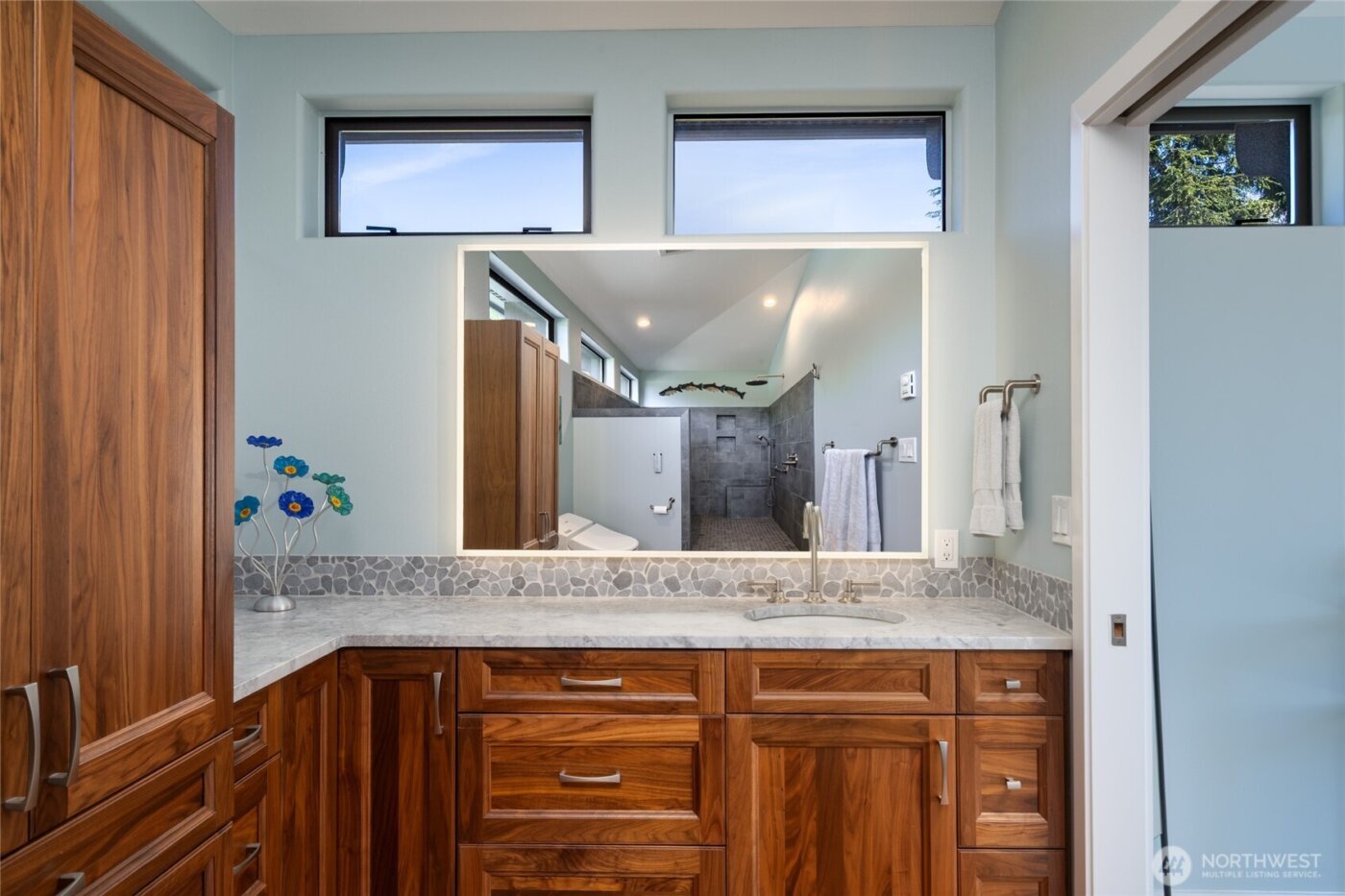 15107 Bridgeway Drive , Anacortes, WA 98221