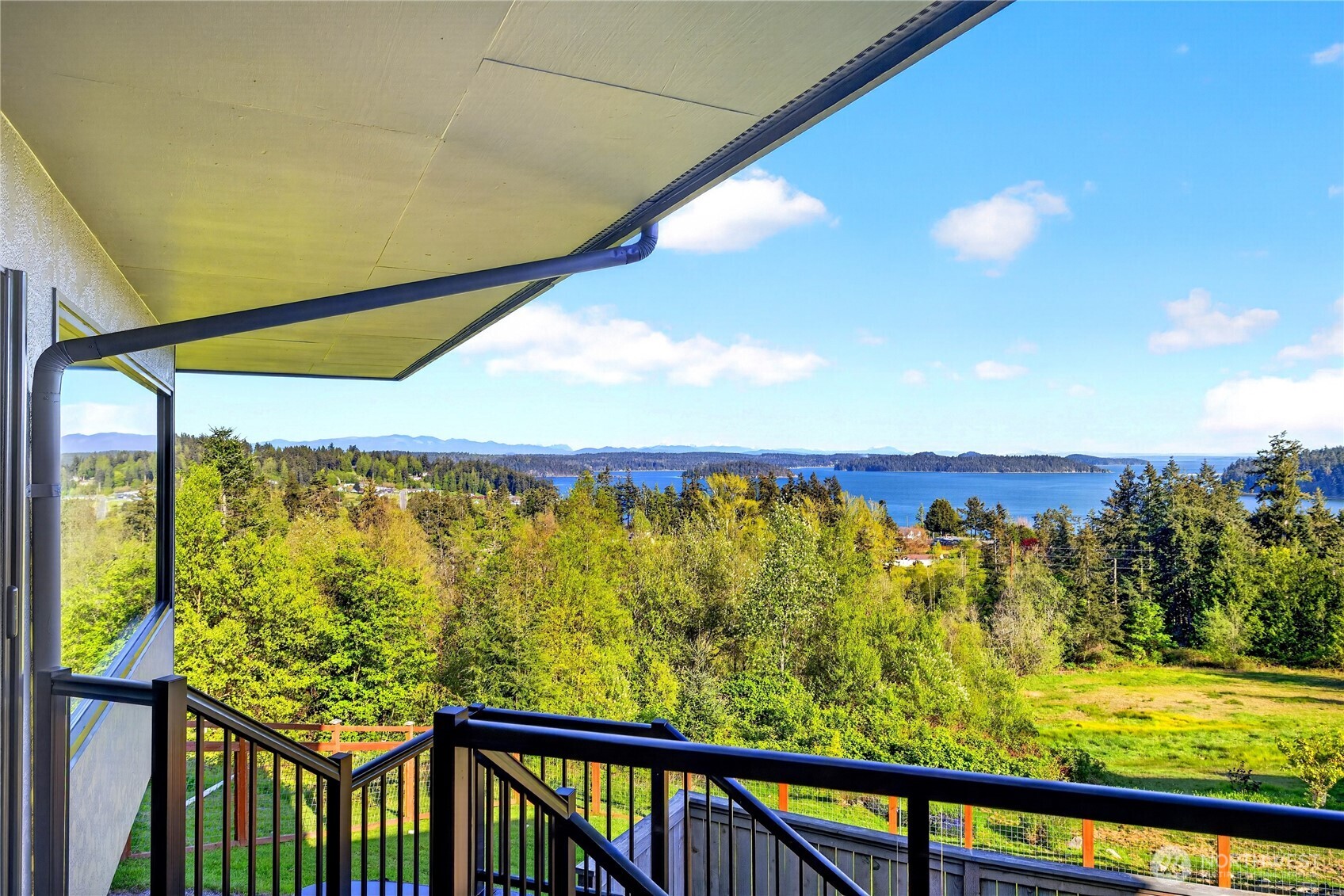 15107 Bridgeway Drive , Anacortes, WA 98221
