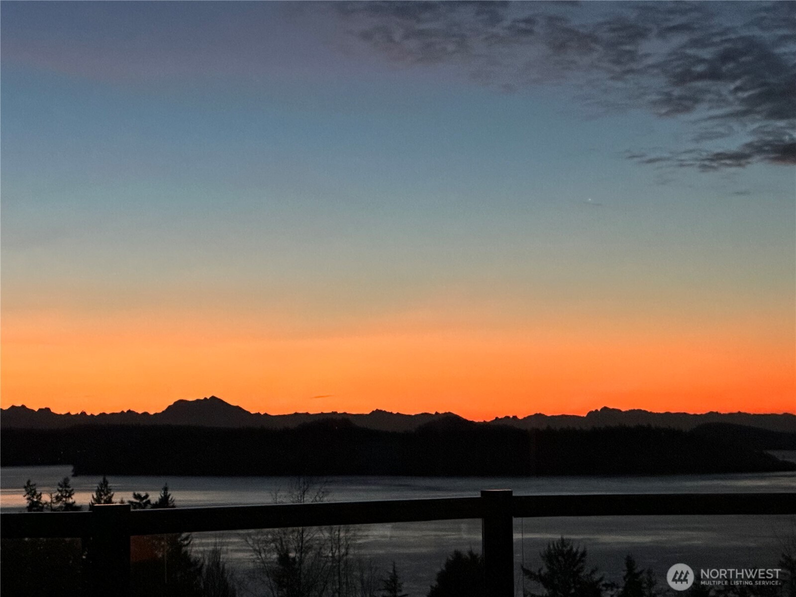 15107 Bridgeway Drive , Anacortes, WA 98221