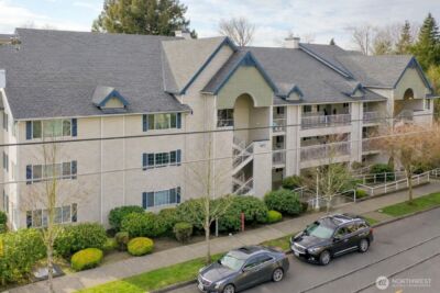 509 1st Street #104, Snohomish, WA 98290-3076