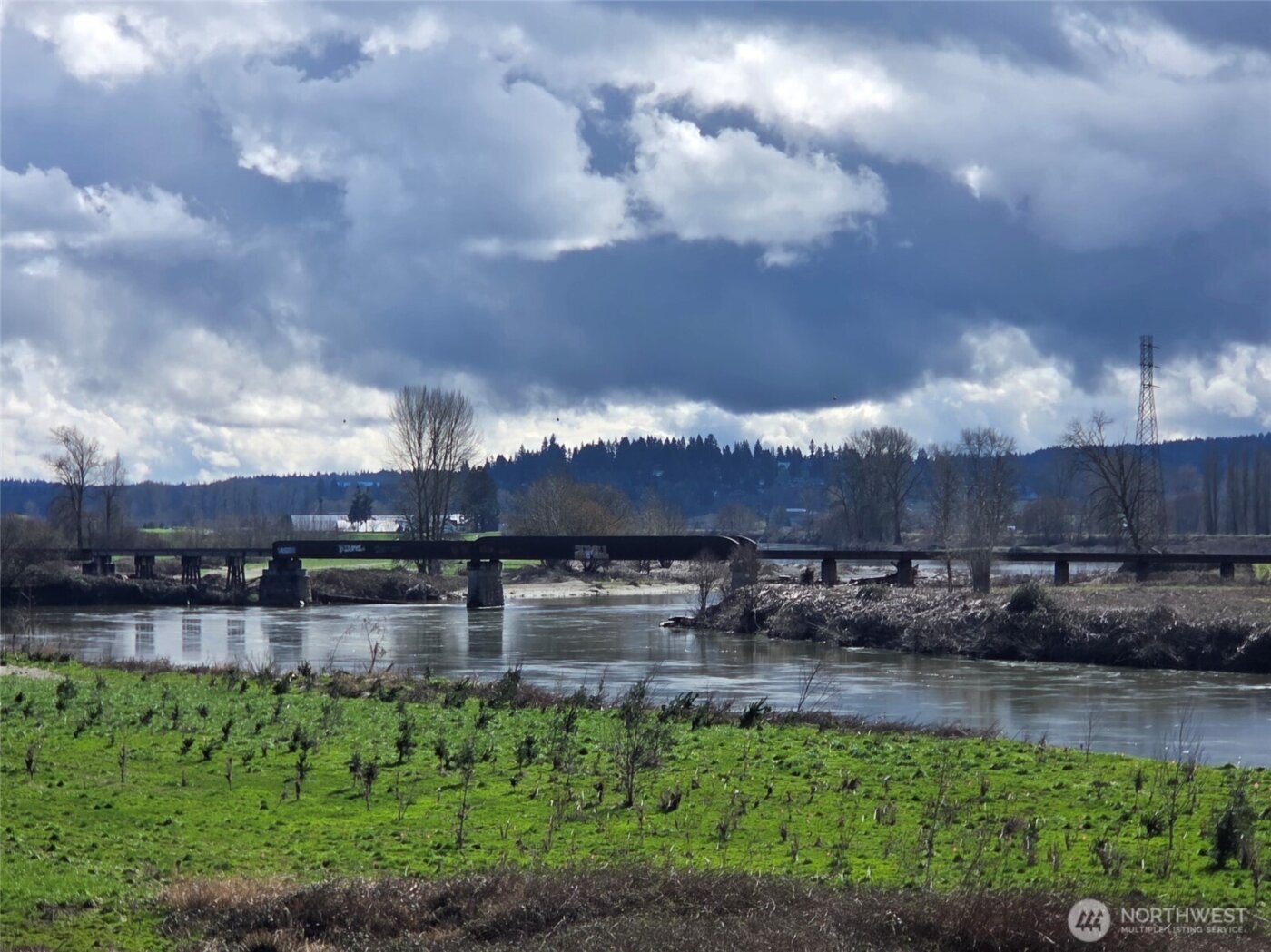 509 1st Street #104, Snohomish, WA 98290-3076