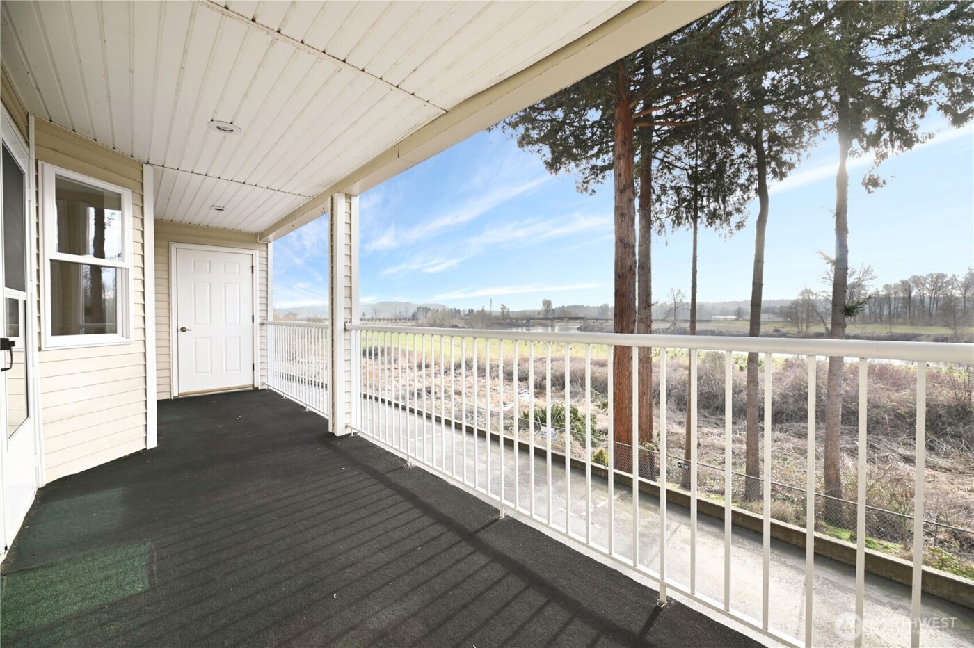 509 1st Street #104, Snohomish, WA 98290-3076