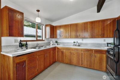 6317 Beach Drive SW, Seattle, WA 98136 - Photo 14