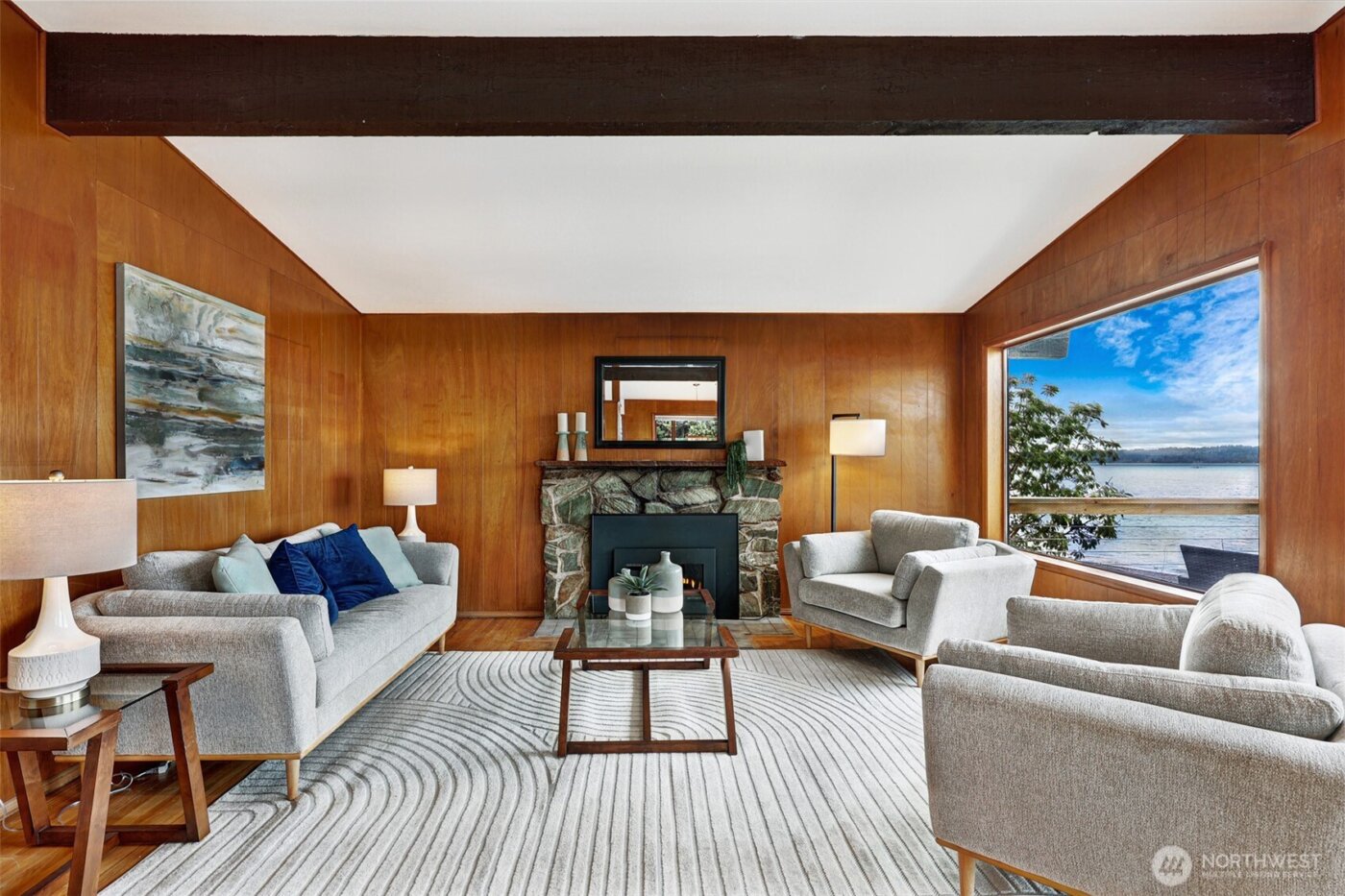 6317 Beach Drive SW, Seattle, WA 98136