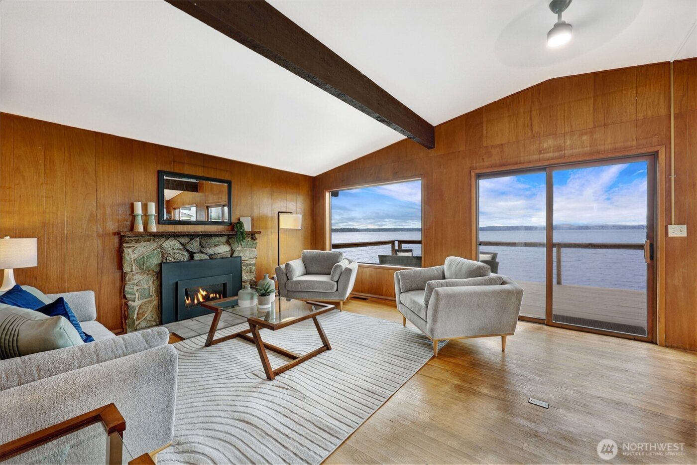 6317 Beach Drive SW, Seattle, WA 98136