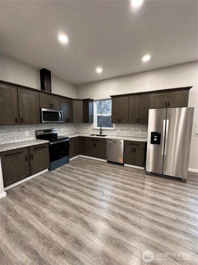 430 E Curtis , Aberdeen, WA 98520 - Photo 10