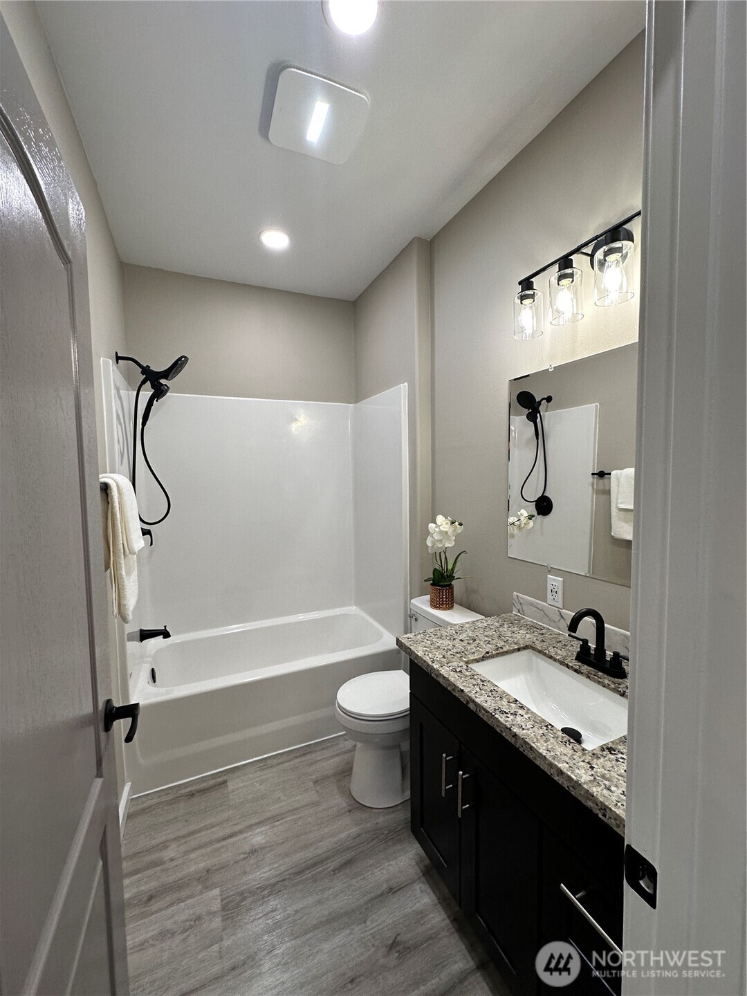 426 E Curtis , Aberdeen, WA 98520