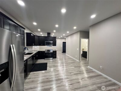 426 E Curtis , Aberdeen, WA 98520 - Photo 7