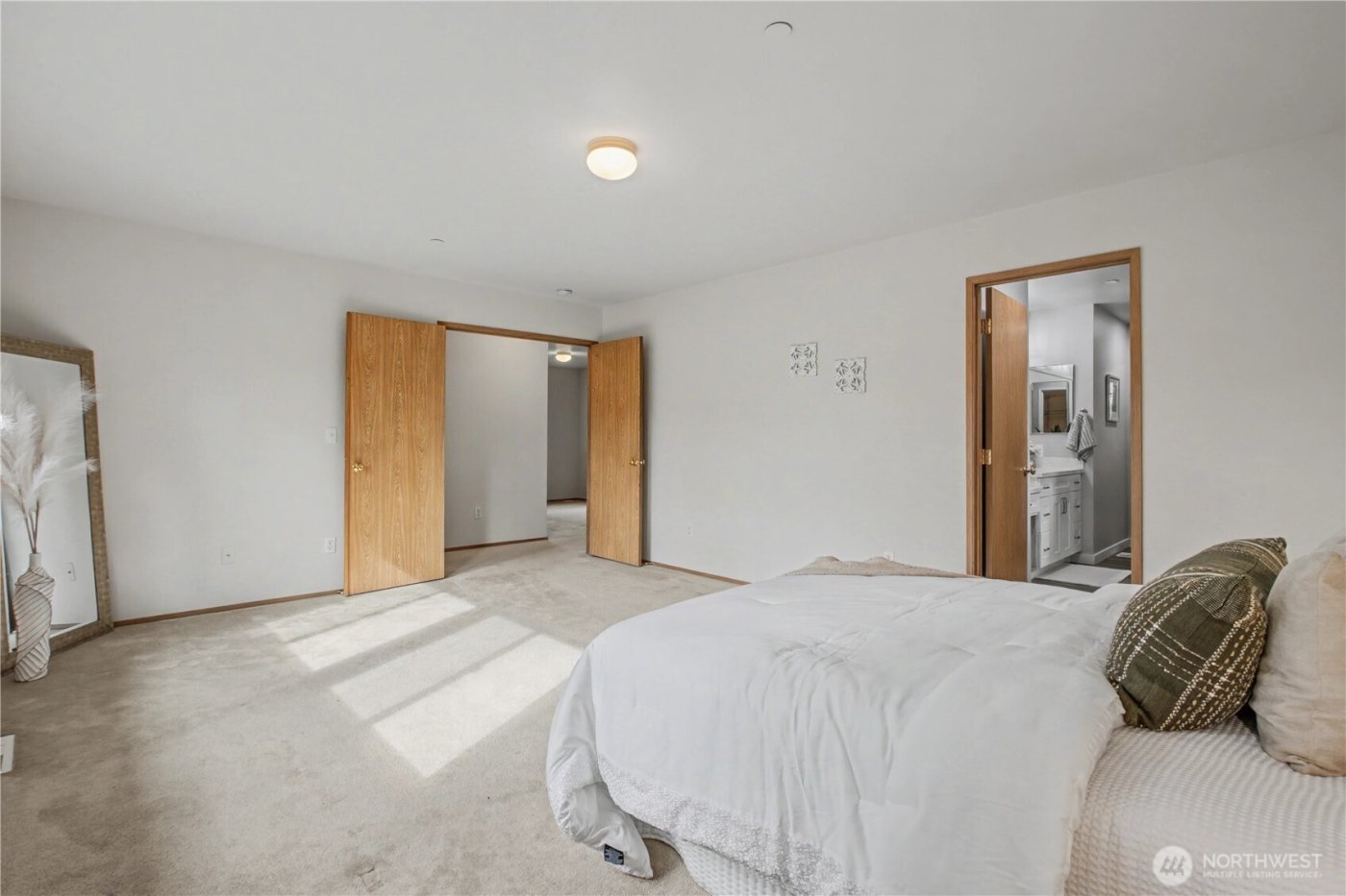 2261 Wallace Loop , Dupont, WA 98327