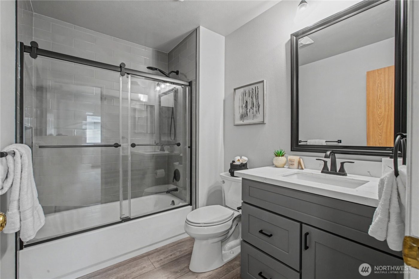 2261 Wallace Loop , Dupont, WA 98327