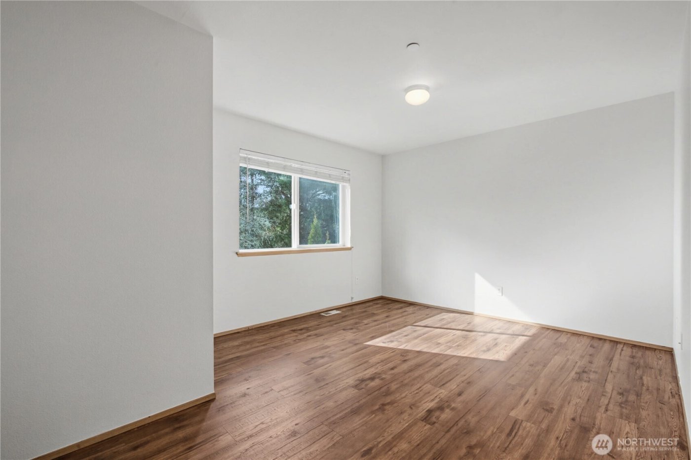 2261 Wallace Loop , Dupont, WA 98327