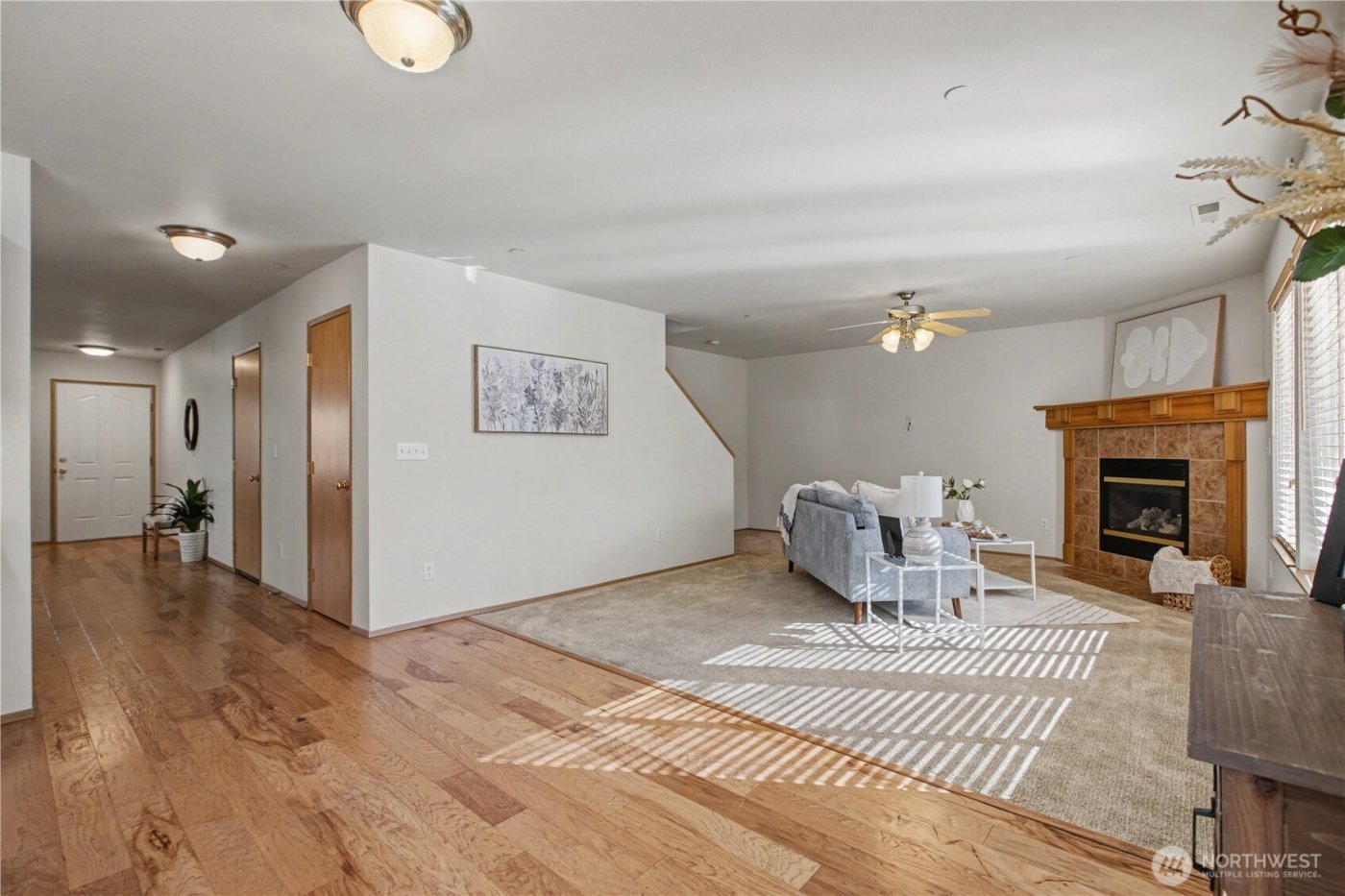 2261 Wallace Loop , Dupont, WA 98327