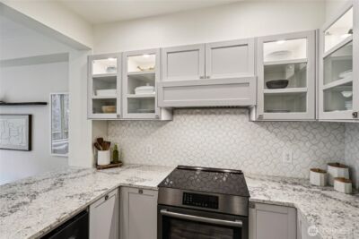 2122 NW Boulder Way Drive , Issaquah, WA 98027 - Photo 9