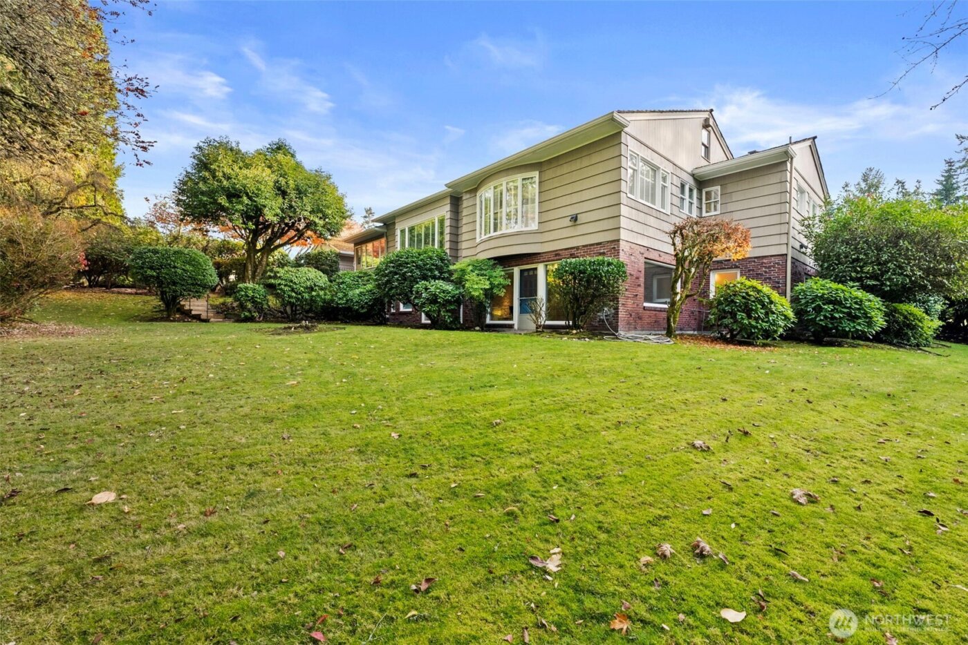 1 Forest Glen Lane SW, Lakewood, WA 98498-5306