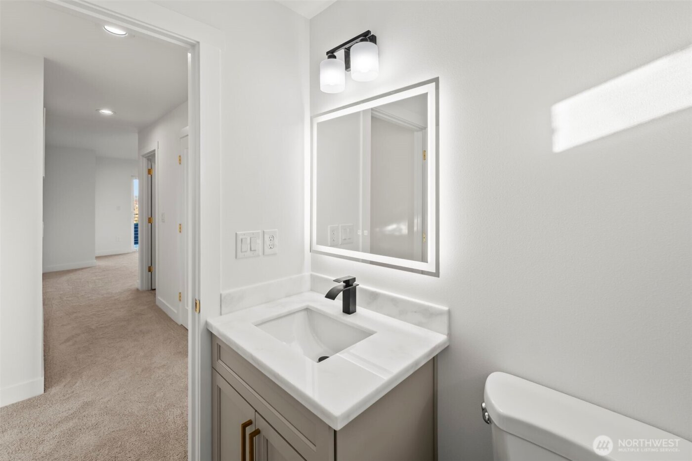 3102 44th Avenue NE, Tacoma, WA 98422