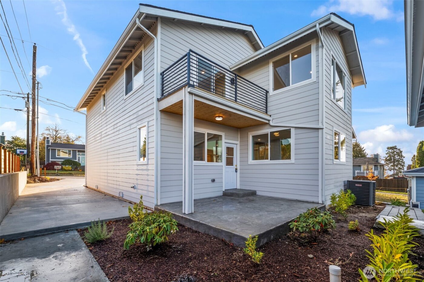 3102 44th Avenue NE, Tacoma, WA 98422