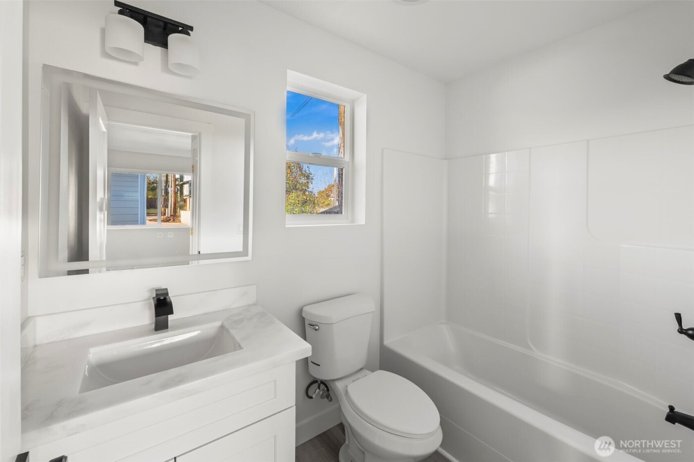 3102 44th Avenue NE, Tacoma, WA 98422