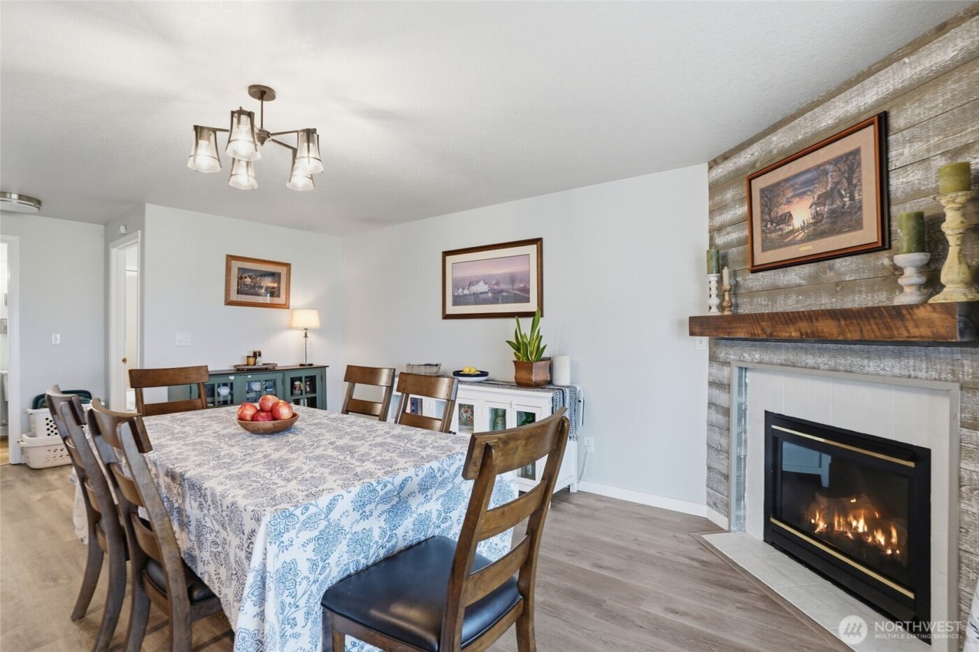 242 Adams Drive , Kelso, WA 98626