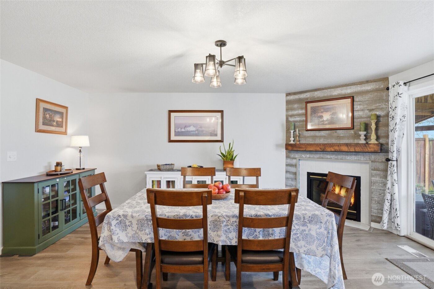 242 Adams Drive , Kelso, WA 98626