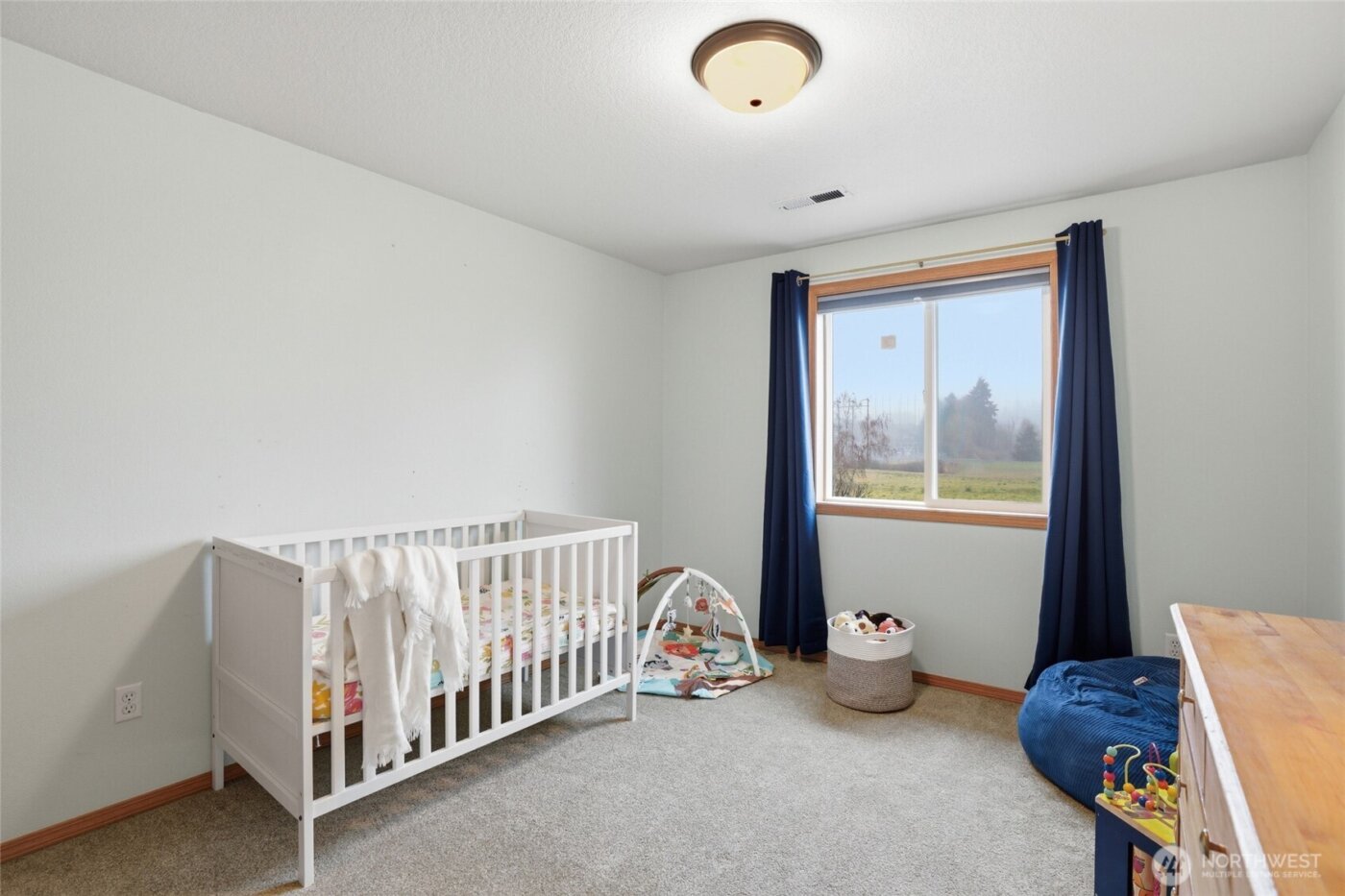 242 Adams Drive , Kelso, WA 98626