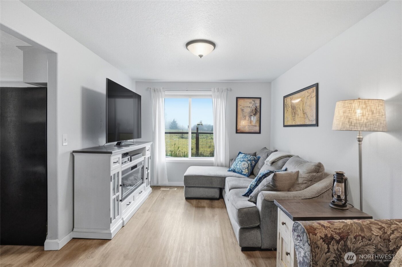 242 Adams Drive , Kelso, WA 98626