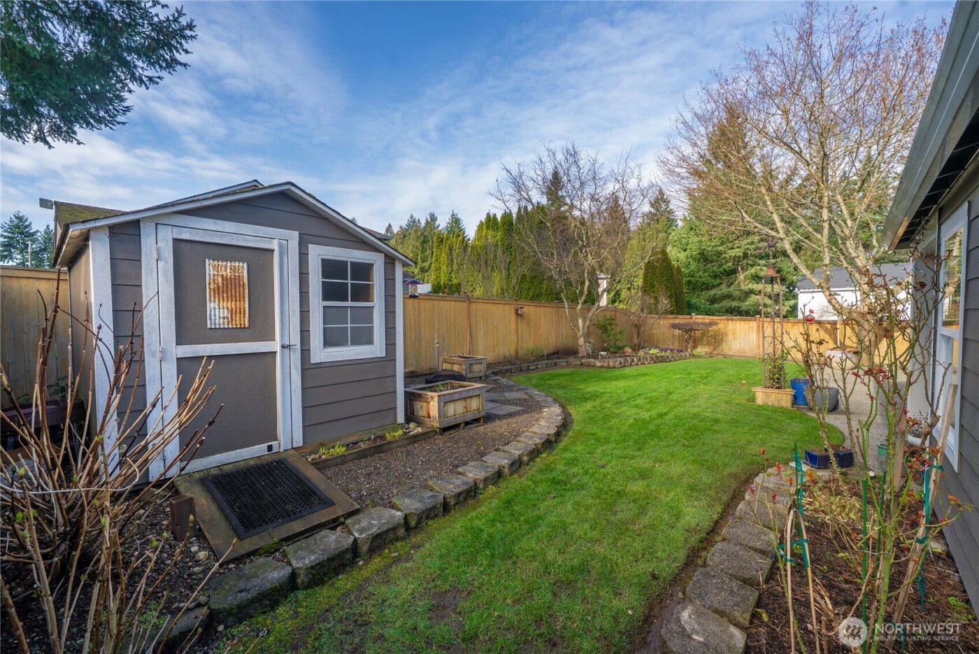 8910 180th Street Ct E, Puyallup, WA 98375-6235