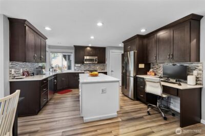 8910 180th Street Ct E, Puyallup, WA 98375-6235 - Photo 6