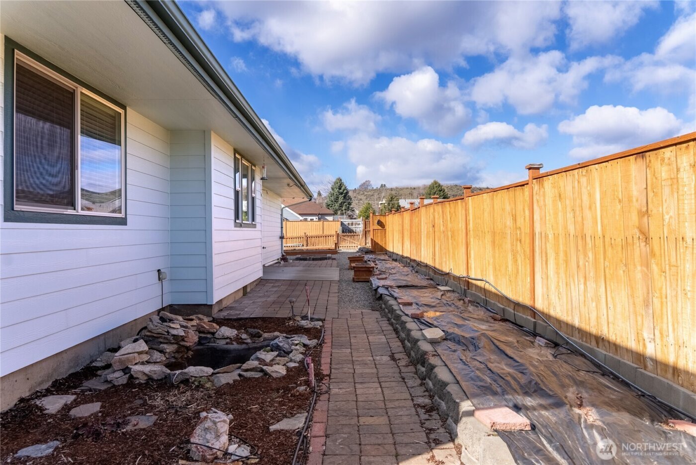 605 Pinyon Place , Omak, WA 98841