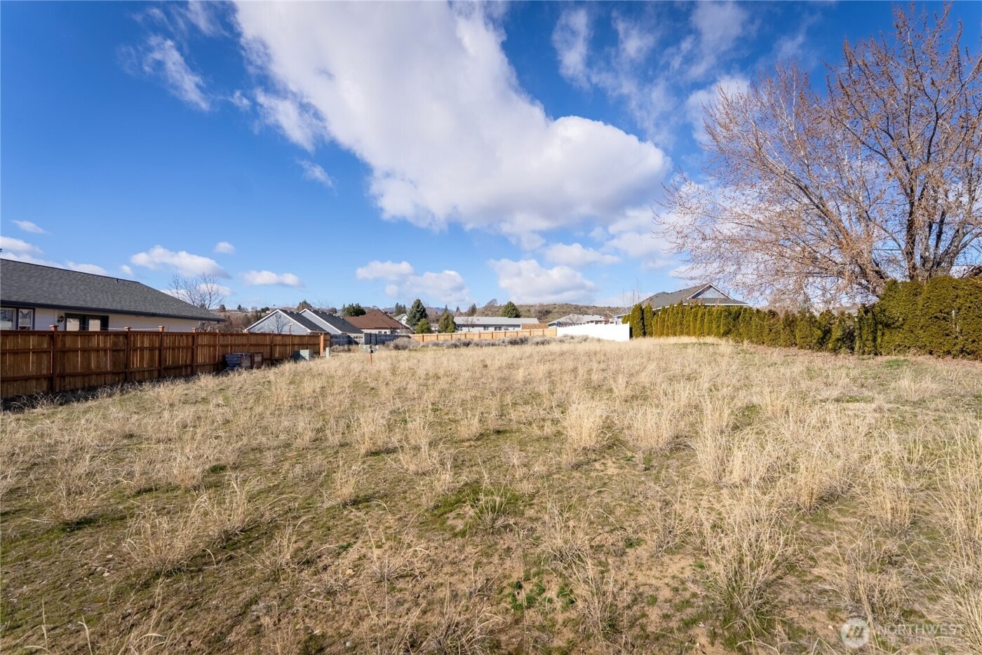 605 Pinyon Place , Omak, WA 98841