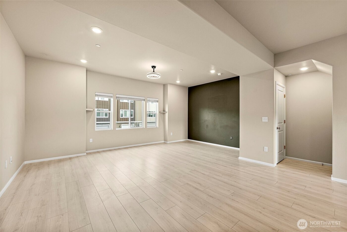 17525 110th Avenue E #F, Puyallup, WA 98374