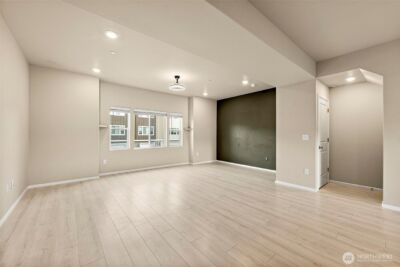 17525 110th Avenue E #F, Puyallup, WA 98374 - Photo 13