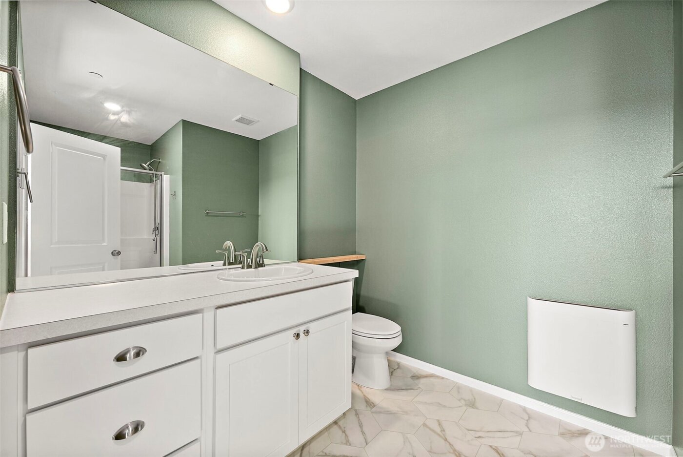 17525 110th Avenue E #F, Puyallup, WA 98374