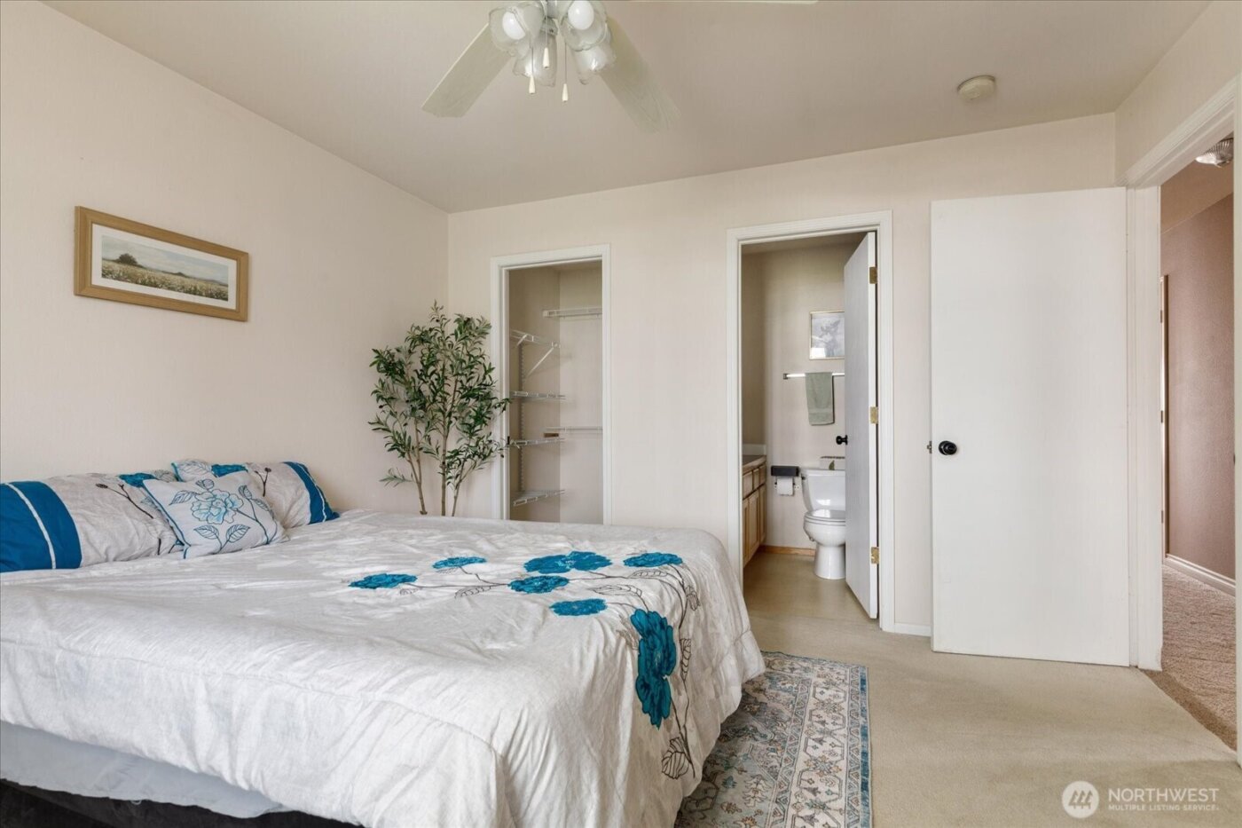 1859 SW Sunnyside Avenue , Oak Harbor, WA 98277