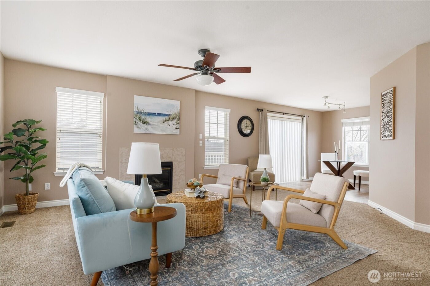 1859 SW Sunnyside Avenue , Oak Harbor, WA 98277