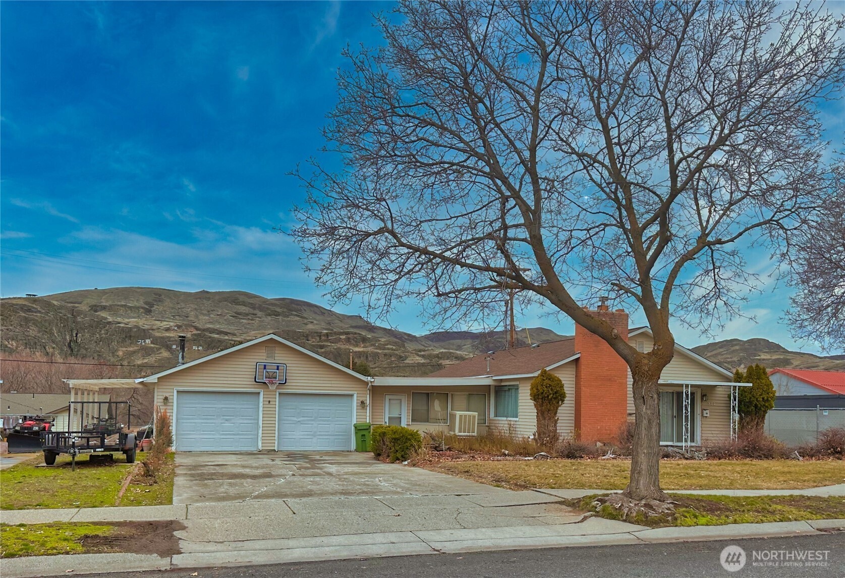 804 Central Drive , Coulee Dam, WA 99116