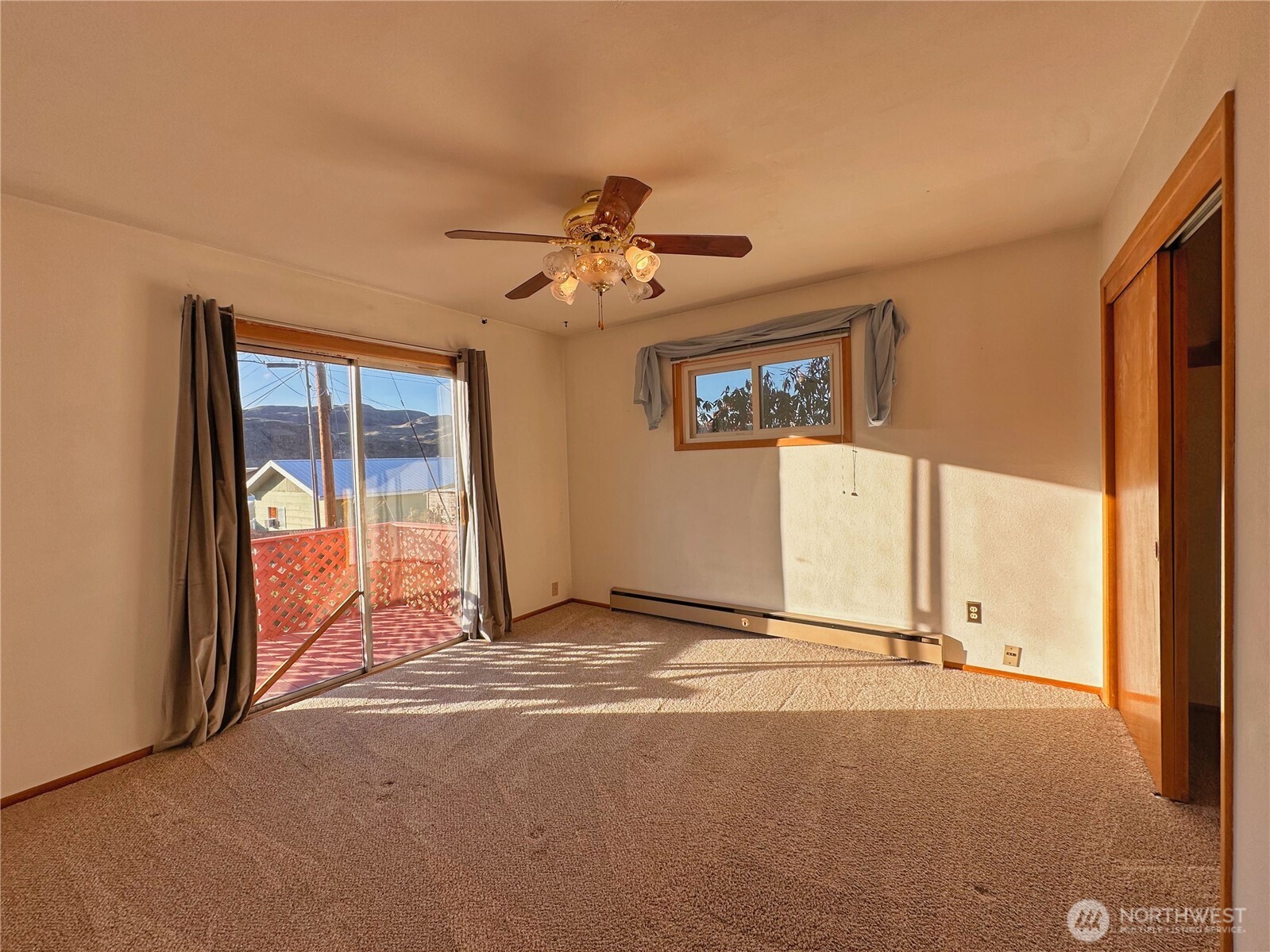 804 Central Drive , Coulee Dam, WA 99116