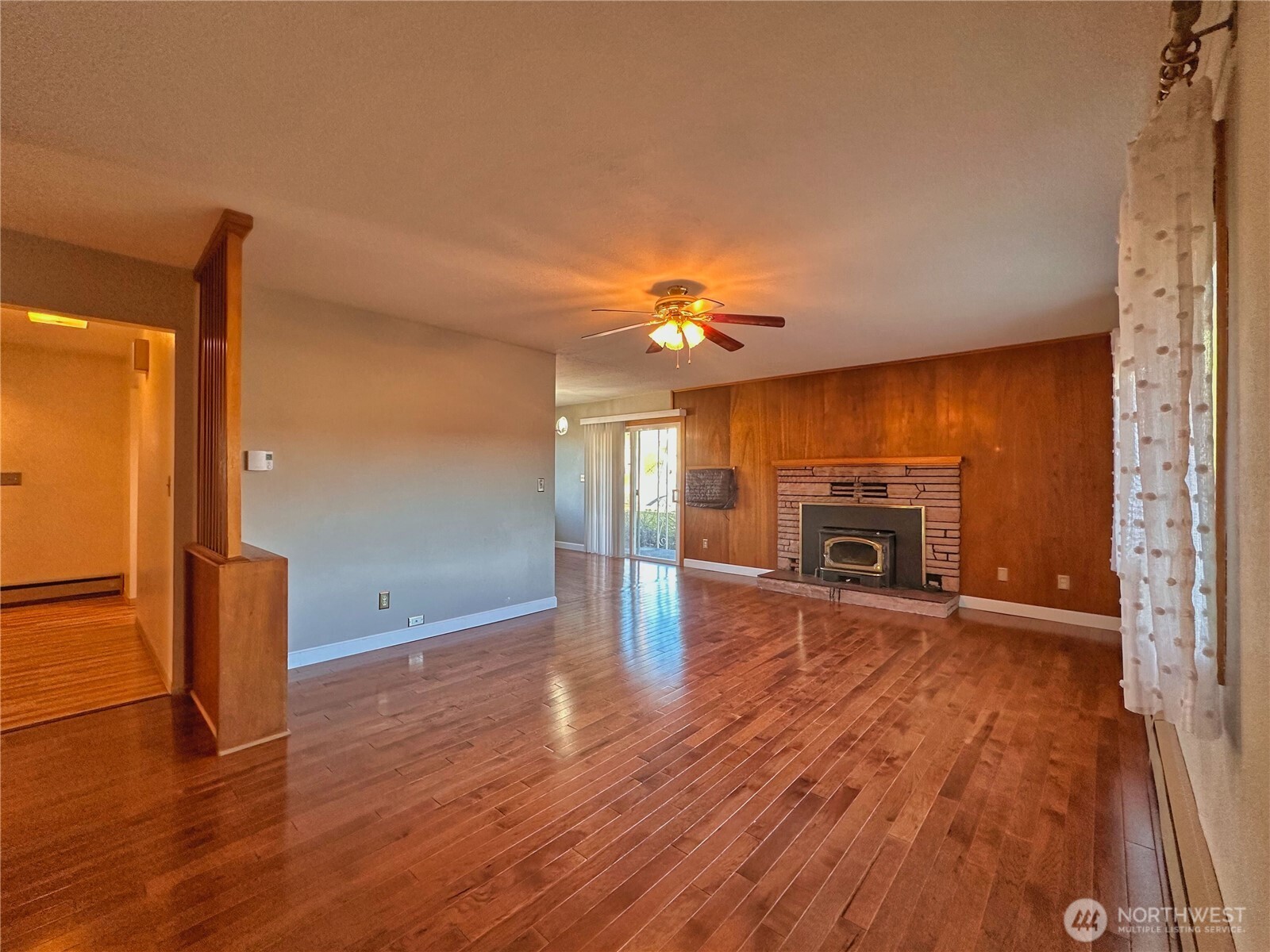 804 Central Drive , Coulee Dam, WA 99116