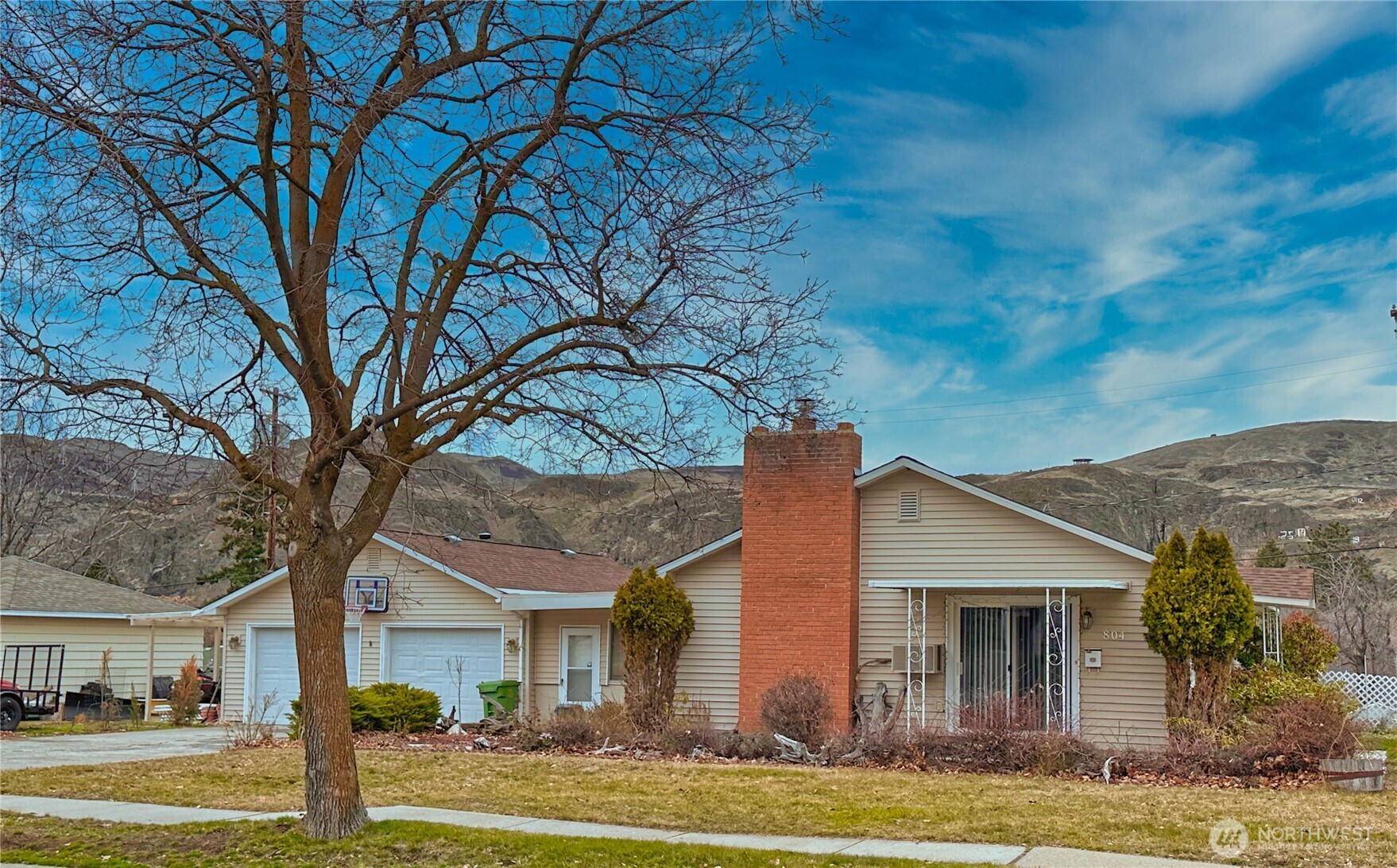 804 Central Drive , Coulee Dam, WA 99116