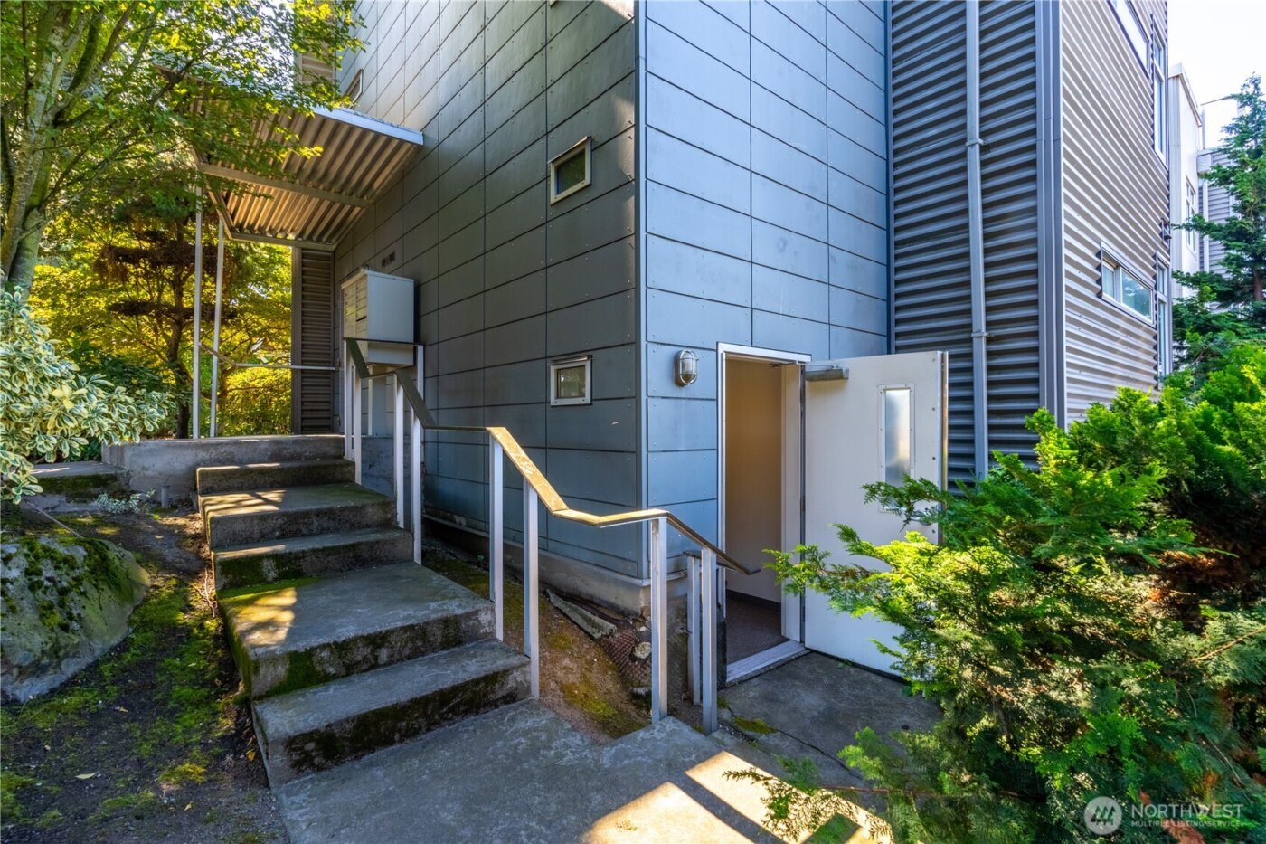 2731 Boylston Avenue E #300, Seattle, WA 98102