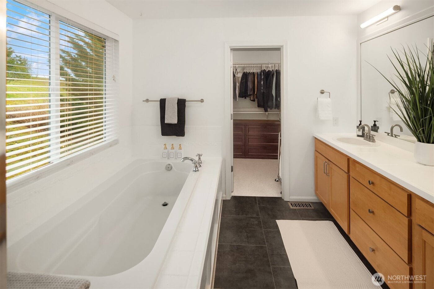 36324 SE Isley Street , Snoqualmie, WA 98065