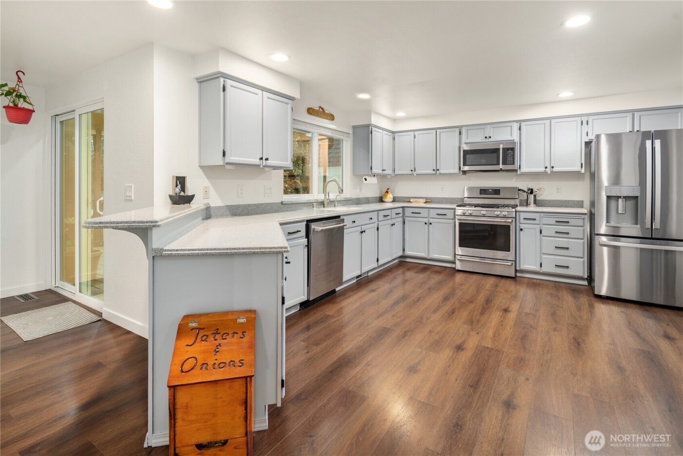 7310 Grove Street , Marysville, WA 98270