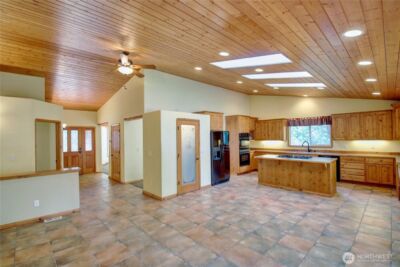 5707 316th Street NW, Stanwood, WA 98292 - Photo 10