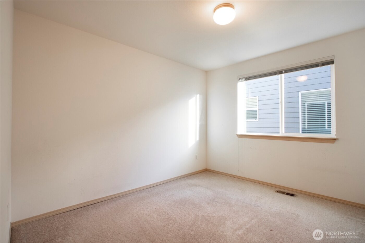 509 Milwaukee Boulevard S, Pacific, WA 98047